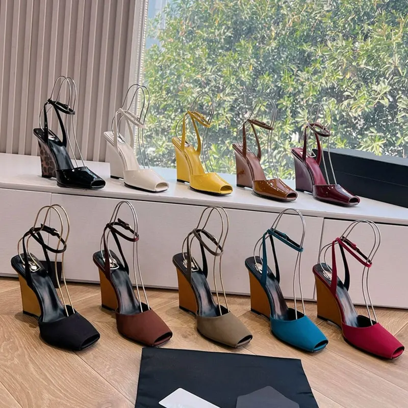 Stylish Peep-Toe High Wedge Heel Sandals, Open-Back , Color-Blocking Upper and Heel, Elegant and Comfortable Summer Women's Shoe
Stylish Peep-Toe High Wedge Heel Sandals, Open-Back , Color-Blocking Upper and Heel, Elegant and Comfortable Summer Women's Shoe
