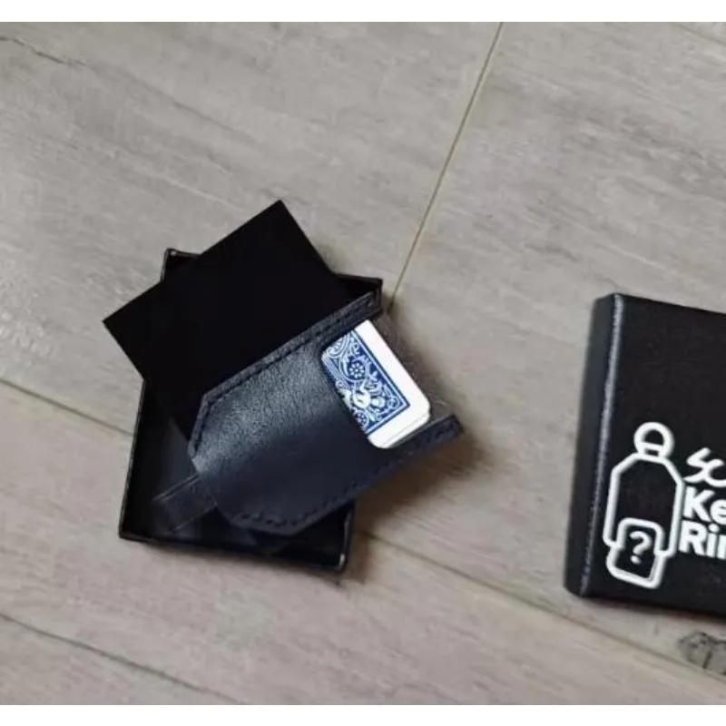 Signed Card to Keyring by G Handcrafted Magician Close Up Illusions Props Gimmick Metalism Classic Magic Tricks Magia Comedy
Signed Card to Keyring by G Handcrafted Magician Close Up Illusions Props Gimmick Metalism Classic Magic Tricks Magia Comedy