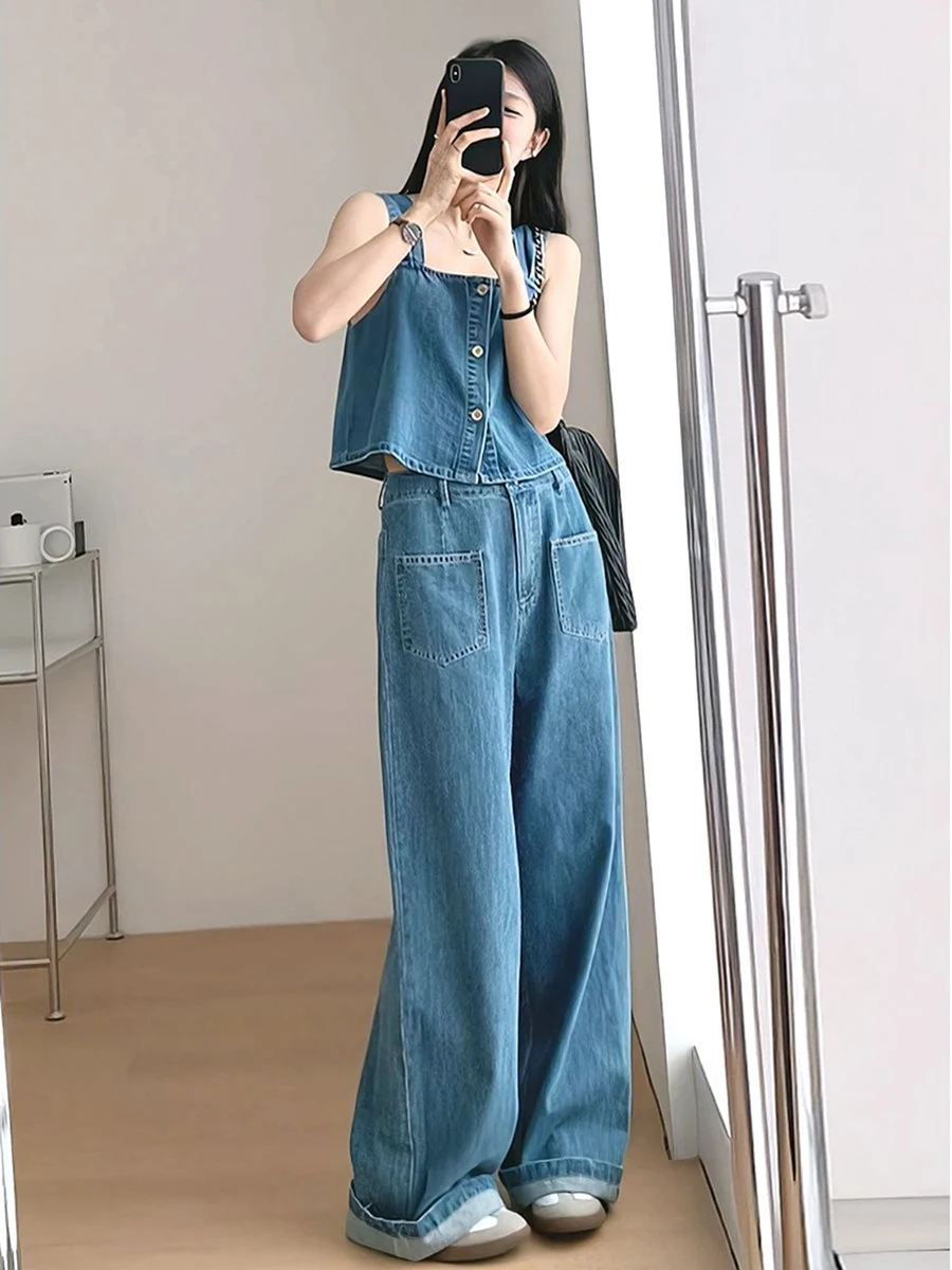 Retro Denim Set Women's Summer Sleeveless Short Cardigan Top High Waist Loose Wide Leg Long Pants Jeans Two Piece Set 2025 New
Retro Denim Set Women's Summer Sleeveless Short Cardigan Top High Waist Loose Wide Leg Long Pants Jeans Two Piece Set 2025 New