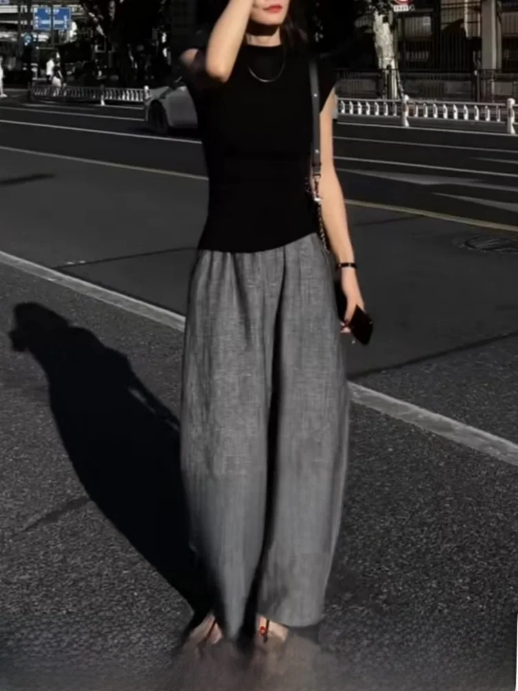 Gray Wide Leg Casual Pants Women's plus Size Straight Cut Knife Nine Points Pants Commute Style High Waist Button Closure
Gray Wide Leg Casual Pants Women's plus Size Straight Cut Knife Nine Points Pants Commute Style High Waist Button Closure