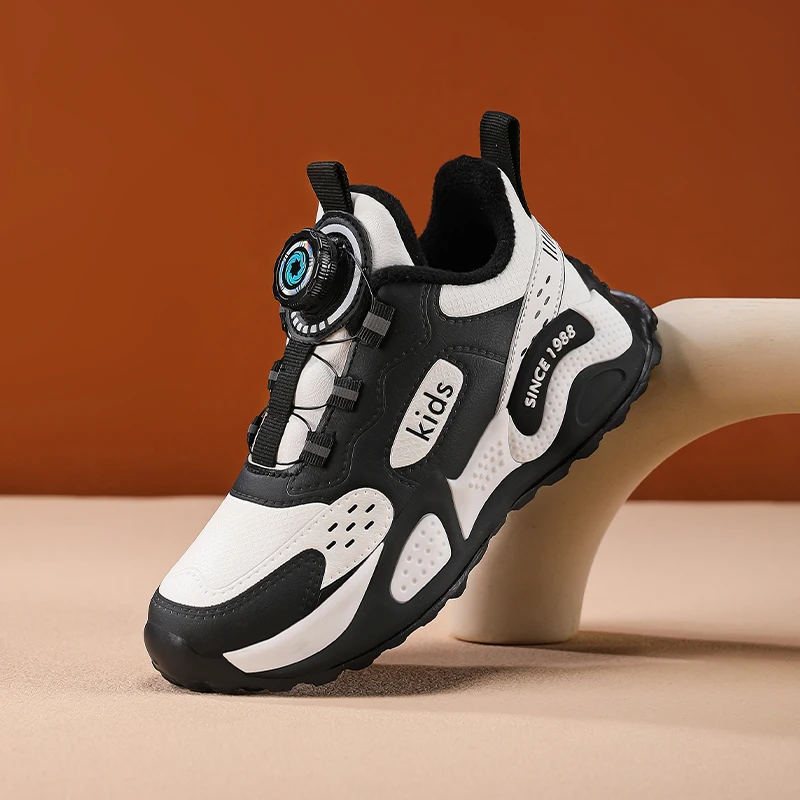 2023 осенне-зимние детские повседневные кроссовки на флисовой подкладке, теплая обувь на мягкой подошве, новая удобная обувь для бега для мальчиков и девочек
2023 осенне-зимние детские повседневные кроссовки на флисовой подкладке, теплая обувь на мягкой подошве, новая удобная обувь для бега для мальчиков и девочек