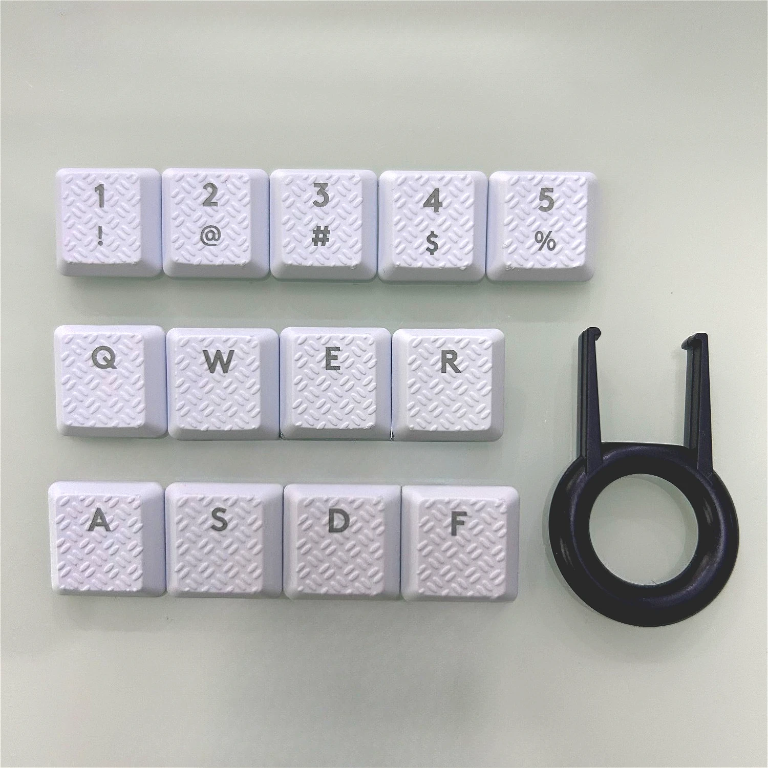 DIY white ABS keycap set, compatible with Logitech G813/G815/G913/G915 TKL RGB mechanical gaming keyboard, game specific
DIY white ABS keycap set, compatible with Logitech G813/G815/G913/G915 TKL RGB mechanical gaming keyboard, game specific
