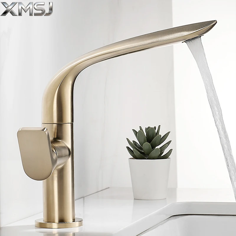 Смеситель для раковины, матовый золотой/хром/черный смеситель, монтируемый на палубе, смеситель для раковины, кран, латунный кран для горячей и холодной воды для ванной комнаты
Смеситель для раковины, матовый золотой/хром/черный смеситель, монтируемый на палубе, смеситель для раковины, кран, латунный кран для горячей и холодной воды для ванной комнаты