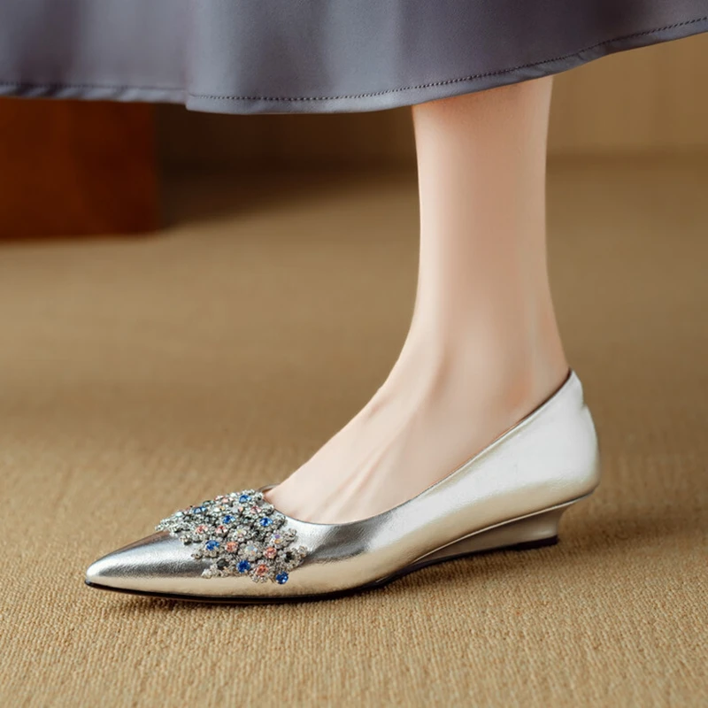 NEW Spring/Autumn Women Pumps Split Leather Shoes for Women Pointed Toe Strange Heel Shoes Shallow Rhinestone Designer Shoes
NEW Spring/Autumn Women Pumps Split Leather Shoes for Women Pointed Toe Strange Heel Shoes Shallow Rhinestone Designer Shoes