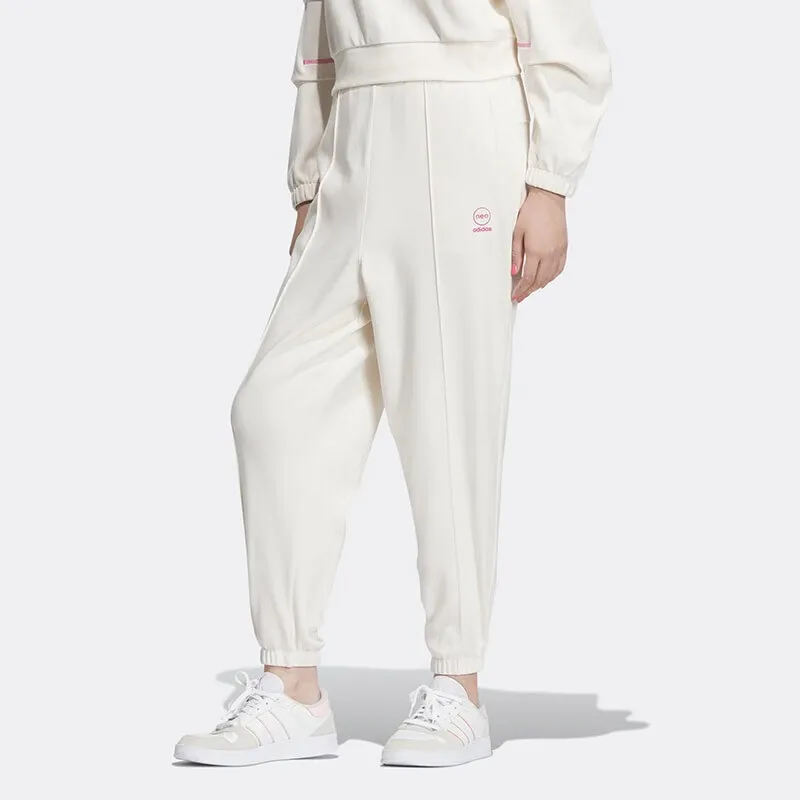 Adidas Girls' Off - White Track Pants with Pink Logo Elastic Cuffs for Sports and Casual Wear
Adidas Girls' Off - White Track Pants with Pink Logo Elastic Cuffs for Sports and Casual Wear