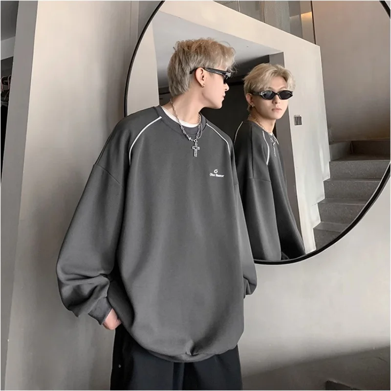 Loose Fit Long Sve Men's Hoodie Faionable Streetwear Sle Comfortable Cotton Sweatirt for Heavy Men Trendy Outerwear
Loose Fit Long Sve Men's Hoodie Faionable Streetwear Sle Comfortable Cotton Sweatirt for Heavy Men Trendy Outerwear