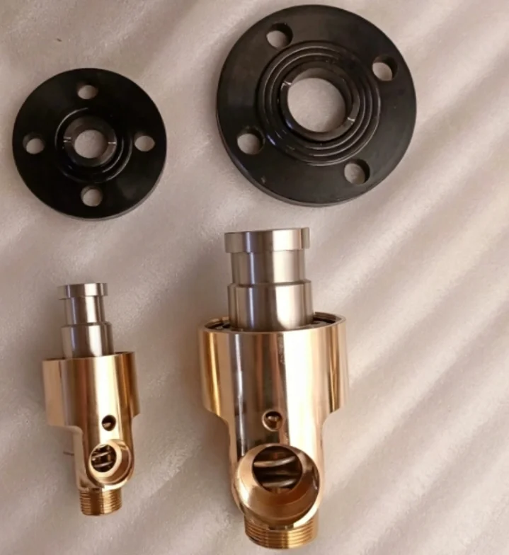 Brass Rotary Joint Flange Rotary Joint HD Stainless Steel Rotor Cooling Water Rotary Joint
Brass Rotary Joint Flange Rotary Joint HD Stainless Steel Rotor Cooling Water Rotary Joint
