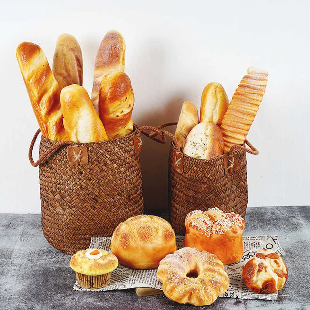 fake bread Artificial Food display props store shop decor Ficelle batard french Baguette Croissant simulation bread model
fake bread Artificial Food display props store shop decor Ficelle batard french Baguette Croissant simulation bread model