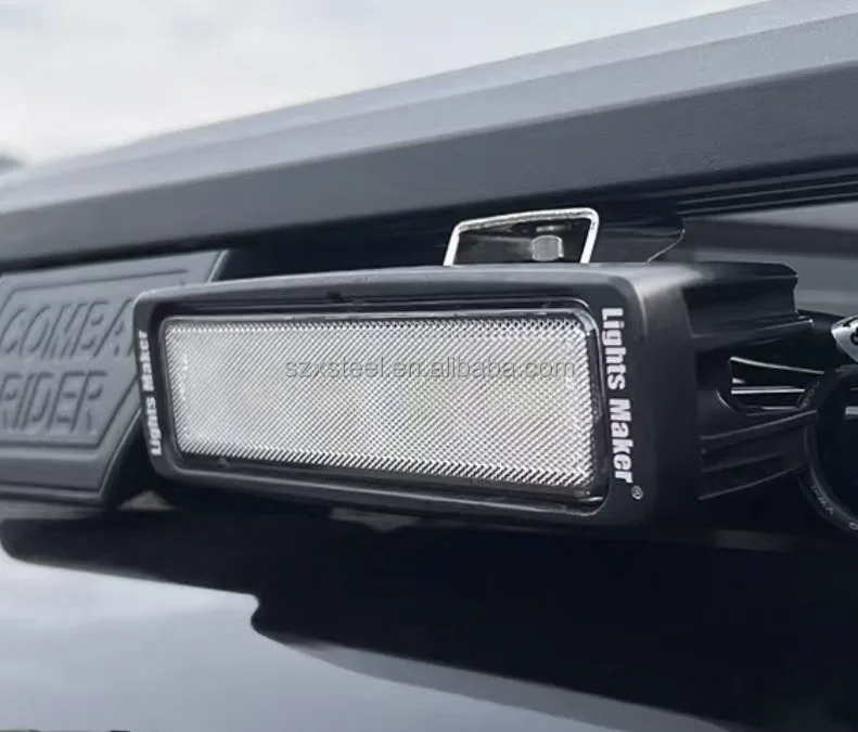 For Rox 01 Auto Parts Rebates on the Side Lights of the Car's Roof to Install LED Spotlights for Off-road Driving.
For Rox 01 Auto Parts Rebates on the Side Lights of the Car's Roof to Install LED Spotlights for Off-road Driving.