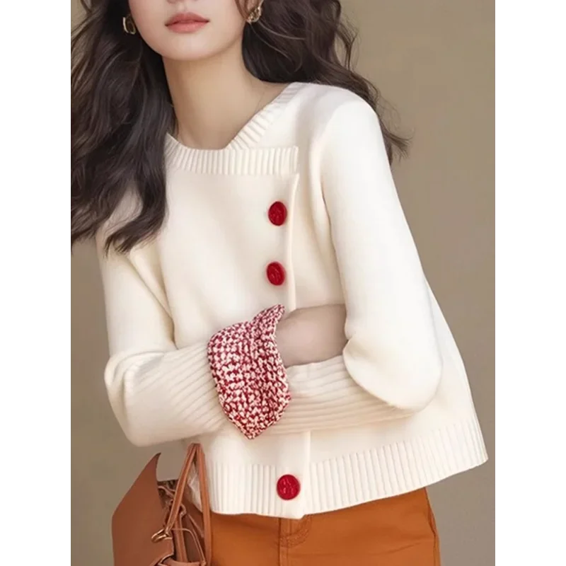 Winter Irregular Single-breasted Design Long-sleeved Knitted Cardigan Unique Contrasting Sweater Jacket for Women
Winter Irregular Single-breasted Design Long-sleeved Knitted Cardigan Unique Contrasting Sweater Jacket for Women