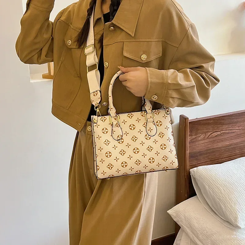 2025 New Women's Bag Simple Fashion Retro Letter Print Handheld Shoulder Crossbody Tote
2025 New Women's Bag Simple Fashion Retro Letter Print Handheld Shoulder Crossbody Tote