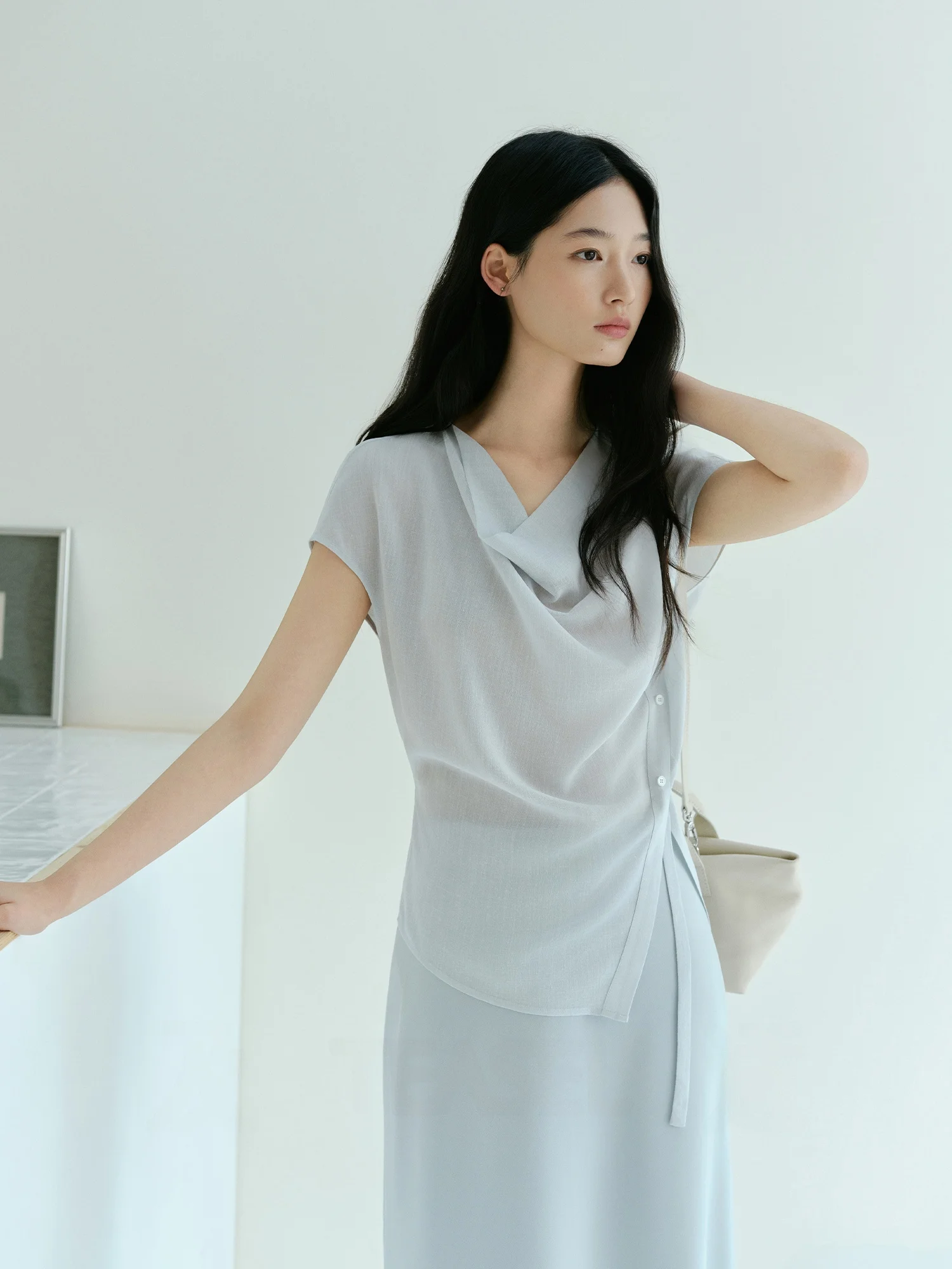 Teasel Short Sleeve Shirt Asymmetrical Design Acetate Fiber Casual Style Women's Top Breathable Skin-Friendly Gathered Necktie
Teasel Short Sleeve Shirt Asymmetrical Design Acetate Fiber Casual Style Women's Top Breathable Skin-Friendly Gathered Necktie