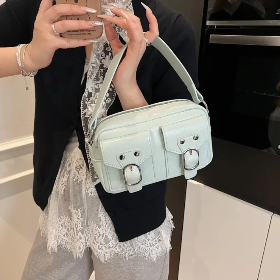 Spring and summer new fashion niche small square bag sweet and spicy double pocket camera handbag shoulder crossbody female bag 
Spring and summer new fashion niche small square bag sweet and spicy double pocket camera handbag shoulder crossbody female bag