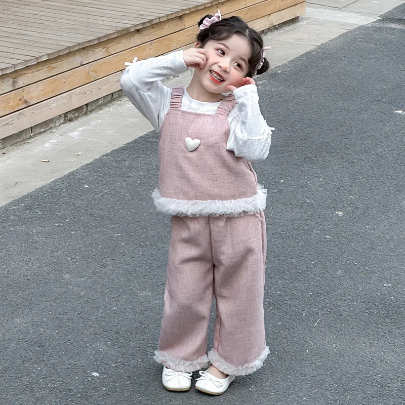 Baby Girl Sweet Lace Vest Three-Piece Set2025Spring and Autumn New Fashionable Casual Outfit for Little Girls
Baby Girl Sweet Lace Vest Three-Piece Set2025Spring and Autumn New Fashionable Casual Outfit for Little Girls