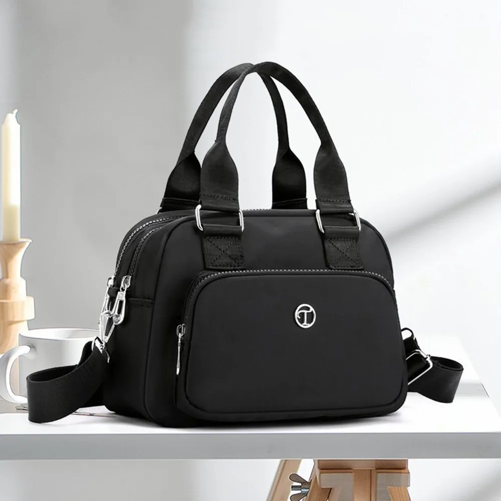 New Multi Pockets Square Shoulder Bag Large Capacity Waterproof Nylon Crossbody Bag High Quality Simple Women Handbag Ladies
New Multi Pockets Square Shoulder Bag Large Capacity Waterproof Nylon Crossbody Bag High Quality Simple Women Handbag Ladies