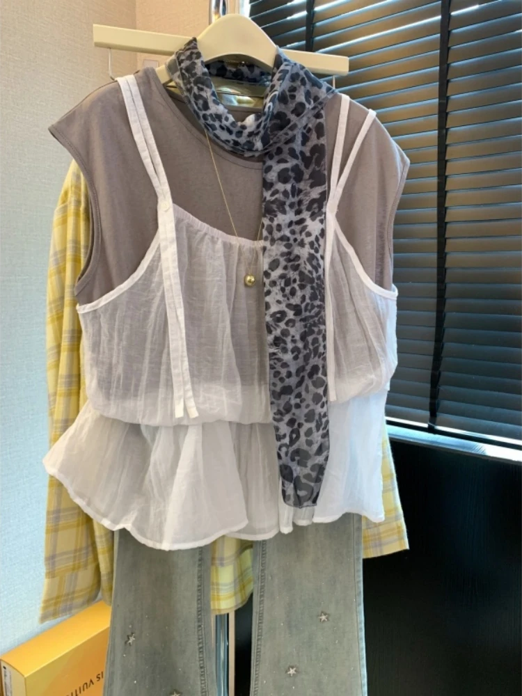 Summer New Style Thin Strap Leopard Print T-Shirt Women's Commute Korean Version Straight Cut Fly Sleeve Two-Piece Set
Summer New Style Thin Strap Leopard Print T-Shirt Women's Commute Korean Version Straight Cut Fly Sleeve Two-Piece Set
