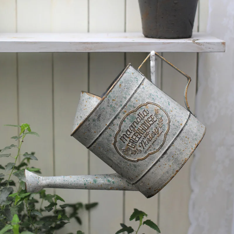 Outdoor Garden Farmhouse Sprinkler Metal Material With Handle Simple Nozzle Retro Style Water Plants Quickly And Easily
Outdoor Garden Farmhouse Sprinkler Metal Material With Handle Simple Nozzle Retro Style Water Plants Quickly And Easily