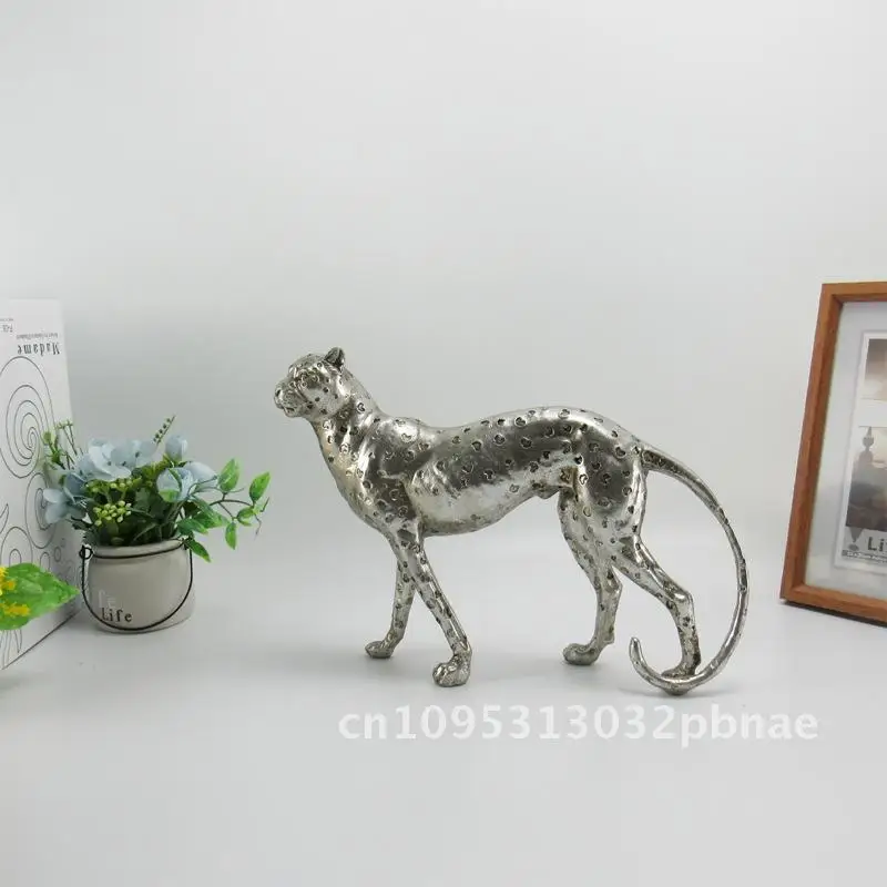 Leopard Resin Crafts Home Ornaments Decoration Office Desktop Tea Pet Ornaments Handle Play Pieces 
Leopard Resin Crafts Home Ornaments Decoration Office Desktop Tea Pet Ornaments Handle Play Pieces
