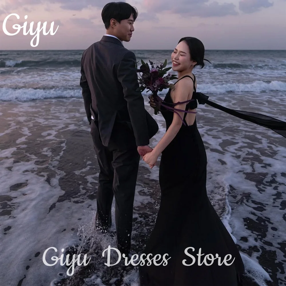 Giyu Elegant Spaghetti Strap Korea Wedding Dress Backless Pleat Elegant Bridal Gowns Floor-Length Customized 2025 Evening Gown
Giyu Elegant Spaghetti Strap Korea Wedding Dress Backless Pleat Elegant Bridal Gowns Floor-Length Customized 2025 Evening Gown