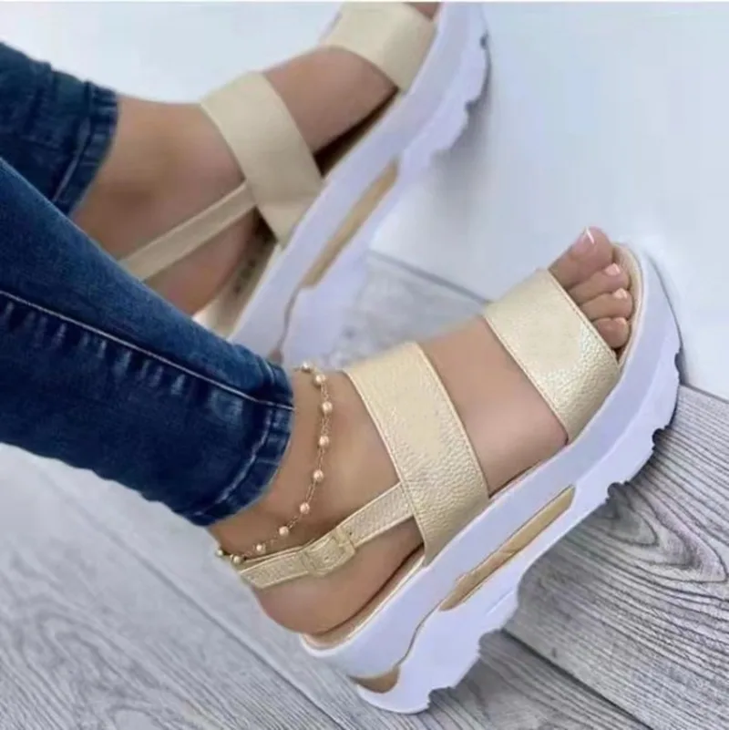Large size thick soled sandals for women with round toe sponge cake thick soled sandals
Large size thick soled sandals for women with round toe sponge cake thick soled sandals