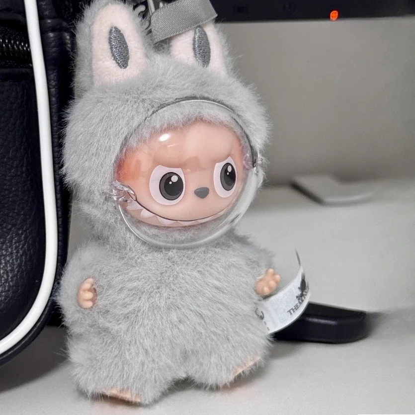 Аксессуары для кукол Labubu4.0, подходящая нижняя часть пароля, высокая прозрачность, защитная маска для лица, эксклюзивная устойчивая к царапинам
Аксессуары для кукол Labubu4.0, подходящая нижняя часть пароля, высокая прозрачность, защитная маска для лица, эксклюзивная устойчивая к царапинам