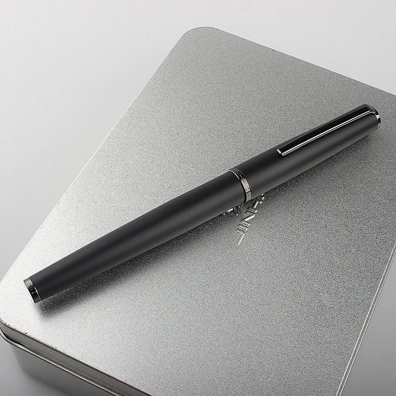 Черная металлическая перьевая ручка Jinhao 95 с титановым черным F наконечником и красивой текстурой, отличный подарок для письма для бизнеса и офиса
Черная металлическая перьевая ручка Jinhao 95 с титановым черным F наконечником и красивой текстурой, отличный подарок для письма для бизнеса и офиса