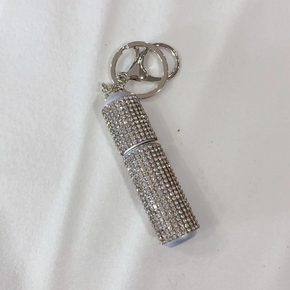 5ml Crystal Shiny Rhinestone Anti Wolf Spray Bottle Keychain Perfume Bottle Key Ring Self Defence Mother's Day Gift For Women
5ml Crystal Shiny Rhinestone Anti Wolf Spray Bottle Keychain Perfume Bottle Key Ring Self Defence Mother's Day Gift For Women