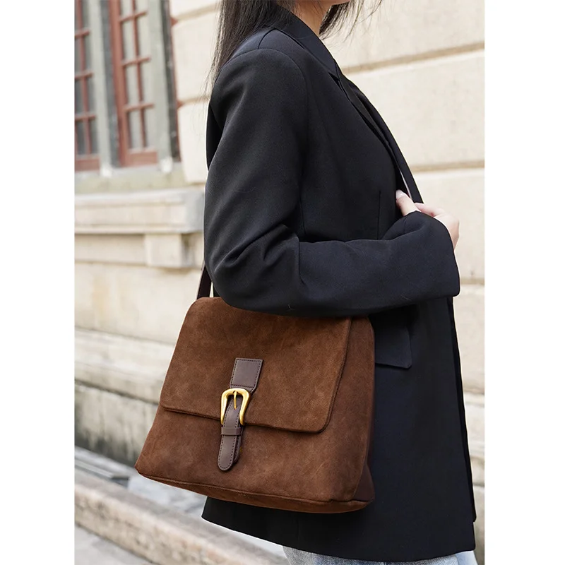 Retro Matte Leather Shoulder Crossbody Bag Large Capacity Suede Handbag Cowhide Tote Bag for Women Messenger Commuting Bags
Retro Matte Leather Shoulder Crossbody Bag Large Capacity Suede Handbag Cowhide Tote Bag for Women Messenger Commuting Bags