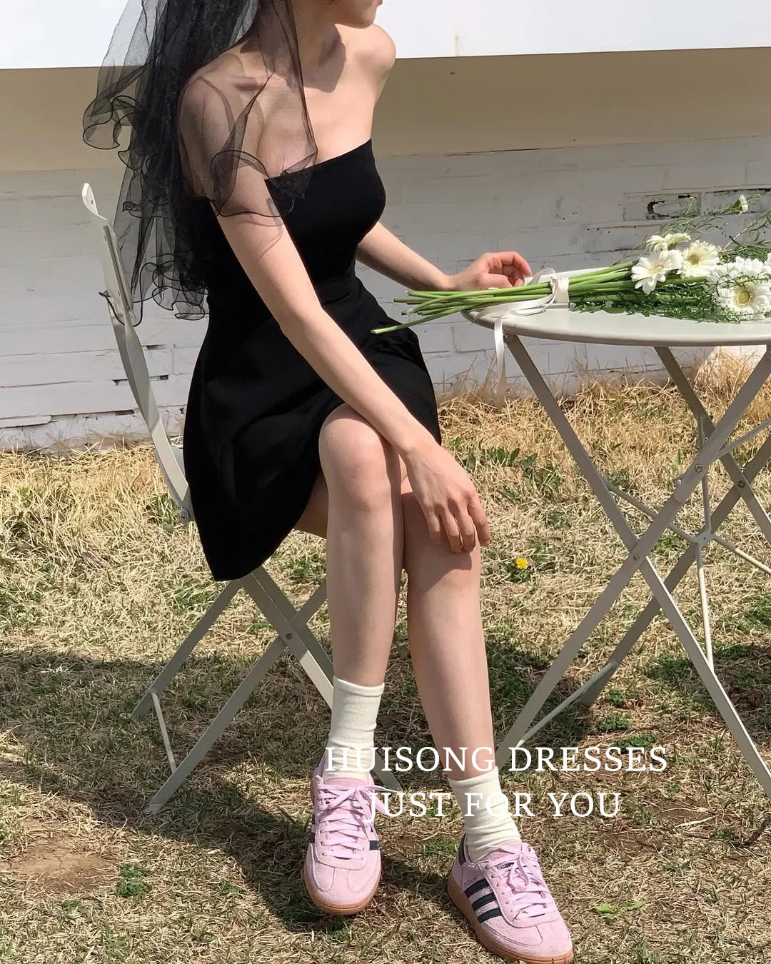 HUISONG Customized Black Satin Short Korean Wedding Dress Sleeveless A-Line Mini Bridals Gowns Wedding Photo Shoot Gown
HUISONG Customized Black Satin Short Korean Wedding Dress Sleeveless A-Line Mini Bridals Gowns Wedding Photo Shoot Gown