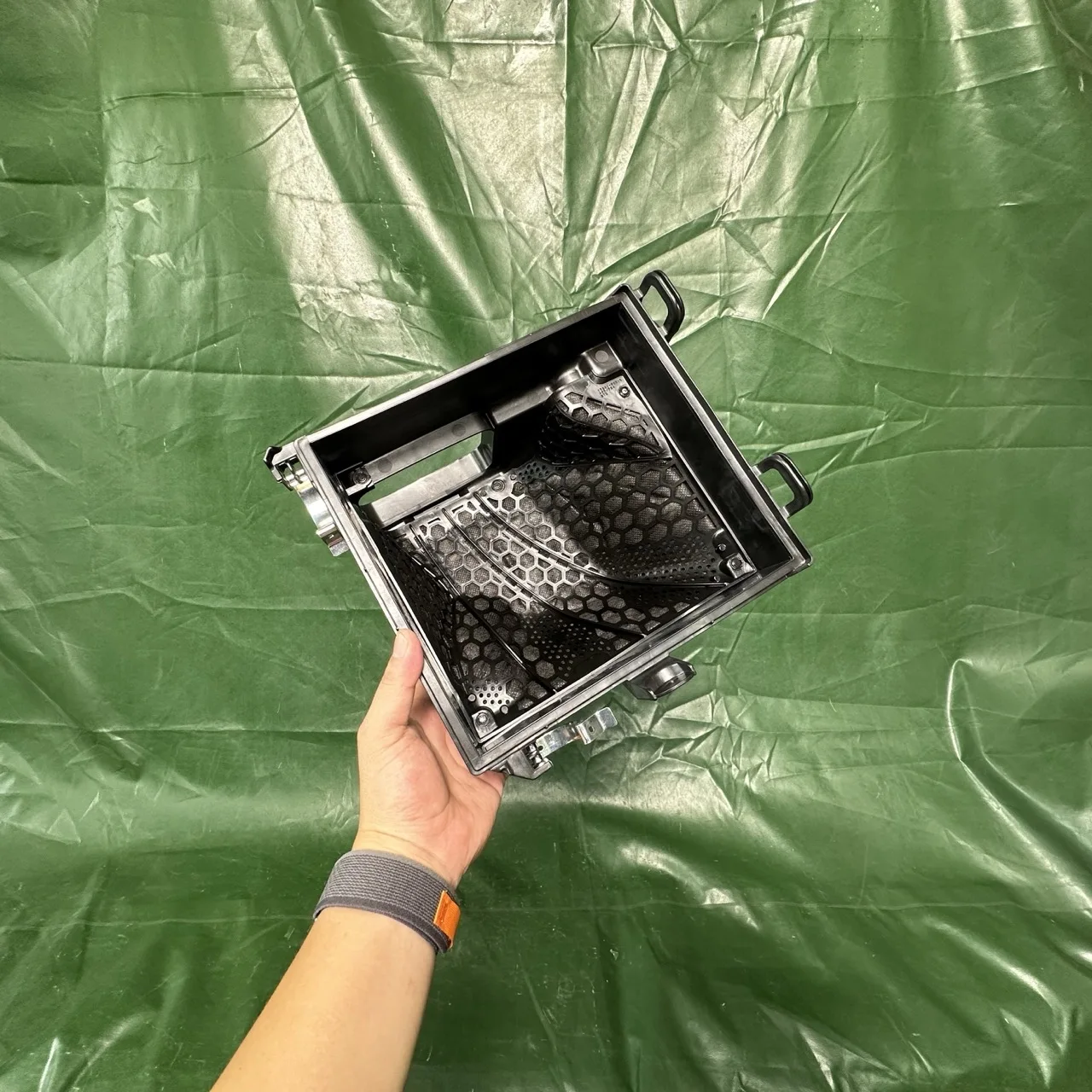 Factory Hot Sale 17701-25070 17701-25071 17701-F0050 17701-25101 Cover under the air filter FOR CAMRY
Factory Hot Sale 17701-25070 17701-25071 17701-F0050 17701-25101 Cover under the air filter FOR CAMRY