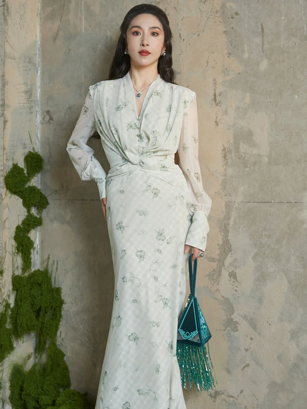Xuan Ying Ji Jasmine Shadow | Plum Branch Flower Shadow Refreshing Tailored Slim Fit Shirt Fish Tail Skirt Women's Fashi...
Xuan Ying Ji Jasmine Shadow | Plum Branch Flower Shadow Refreshing Tailored Slim Fit Shirt Fish Tail Skirt Women's Fashi...