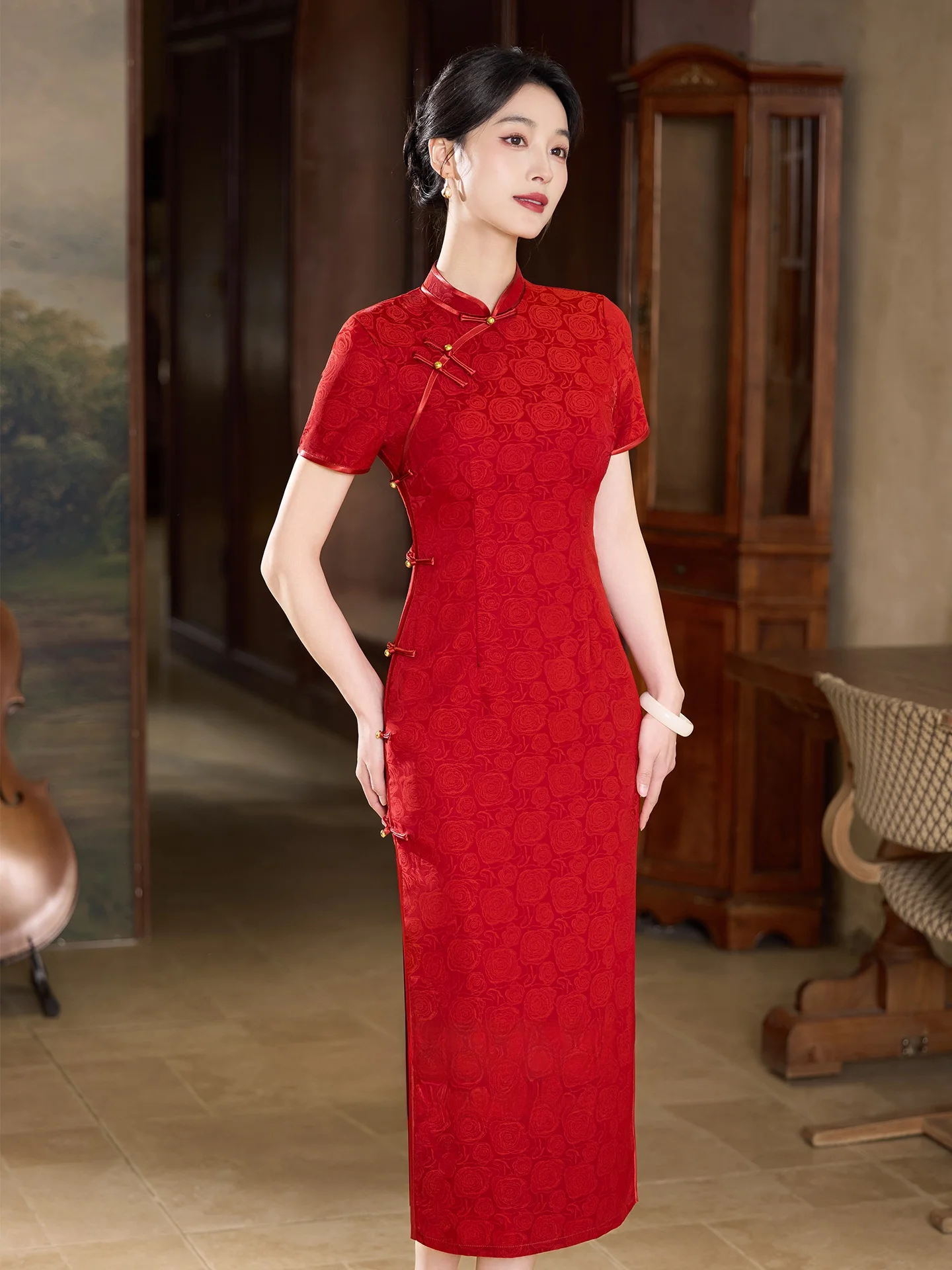 Chic Chrysanthemum Red Young Version New Chinese Style Mother Wedding Dress Elegant Grandma Dress High Quality Poly...
Chic Chrysanthemum Red Young Version New Chinese Style Mother Wedding Dress Elegant Grandma Dress High Quality Poly...