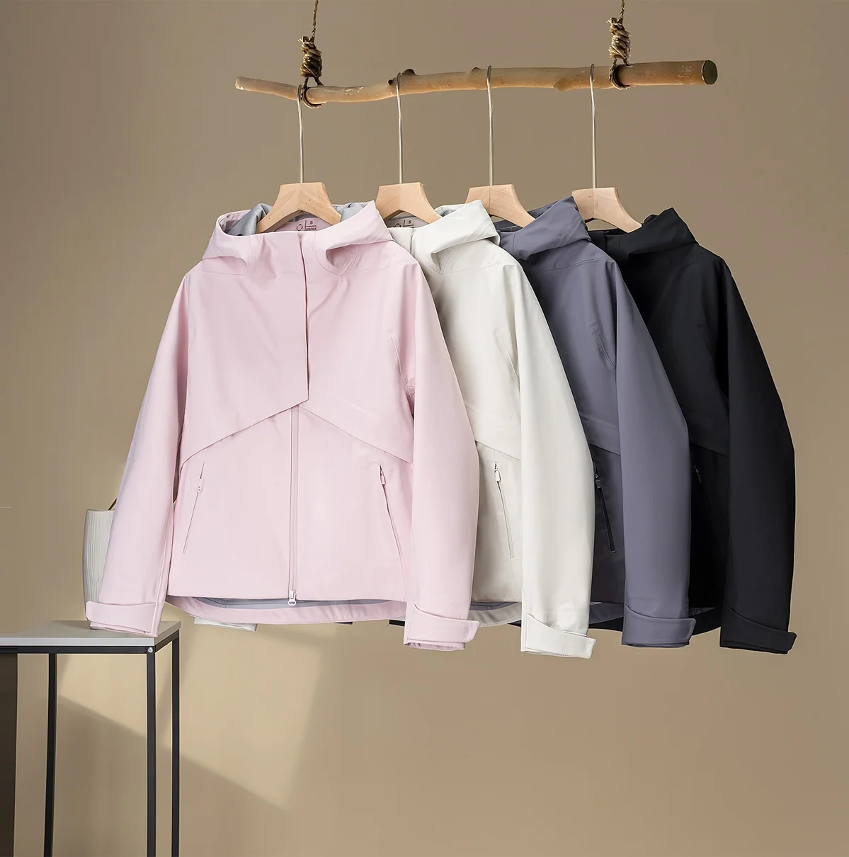 Women's Softshell Jacket Windproof Outdoor Three-Proof Fabric 3D Tailoring Pressed Glue Spring Seasonal Coat Polyester Fiber
Women's Softshell Jacket Windproof Outdoor Three-Proof Fabric 3D Tailoring Pressed Glue Spring Seasonal Coat Polyester Fiber