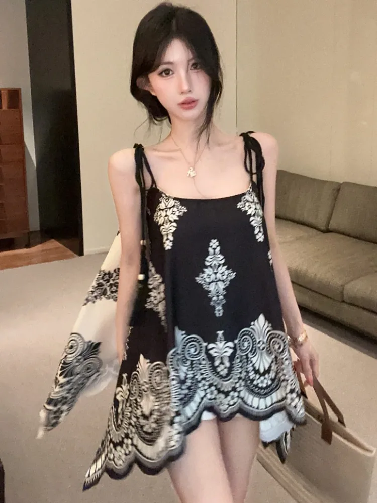 Retro Print Midi Length Fashionable Strap Top Women Summer New Loose Slimming Holiday New Chinese Design Top Citywalk Skin-fr...
Retro Print Midi Length Fashionable Strap Top Women Summer New Loose Slimming Holiday New Chinese Design Top Citywalk Skin-fr...