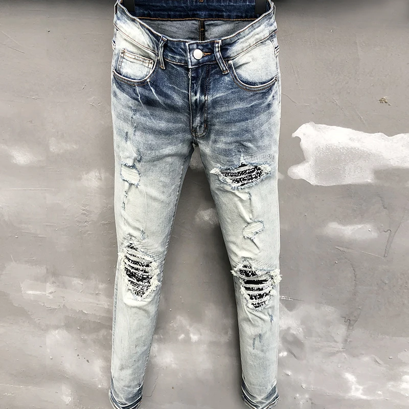 Street Retro Ripped Stitching Jeans Men Motorcycle Pants Light Blue Men Punk Jeans Hip Hop Ripped Designer Casual Jeans For Men
Street Retro Ripped Stitching Jeans Men Motorcycle Pants Light Blue Men Punk Jeans Hip Hop Ripped Designer Casual Jeans For Men