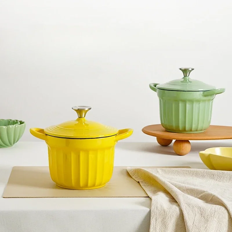 Multifunctional Enamel Cast Iron Pot, Non-stick Induction Compatible Cookware, Fast Heat Conduction Skirt Design, Premium Pot.
Multifunctional Enamel Cast Iron Pot, Non-stick Induction Compatible Cookware, Fast Heat Conduction Skirt Design, Premium Pot.