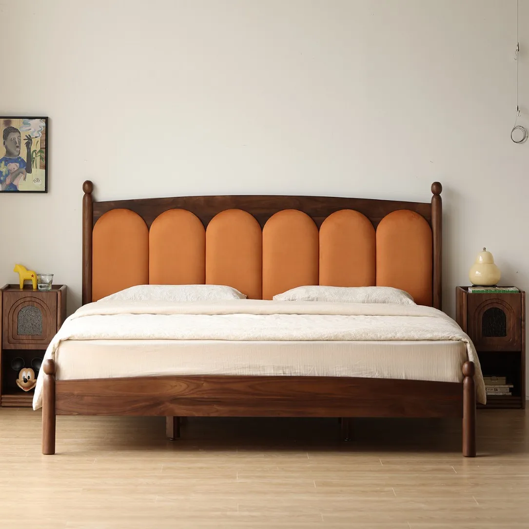North American black walnut bed medieval solid wood bed retro wind 1.8 meters 1.5 French double bed soft bag American furniture
North American black walnut bed medieval solid wood bed retro wind 1.8 meters 1.5 French double bed soft bag American furniture