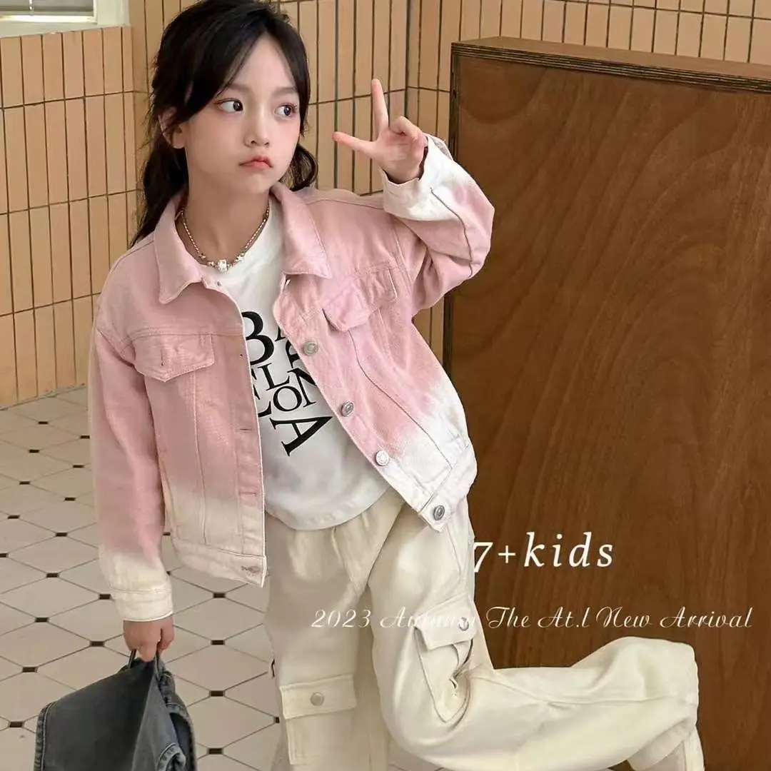 Girls' Spring and Autumn Denim Jacket 2026 New Style Western Children's Gradient Color Fashion Jacket Sweet
Girls' Spring and Autumn Denim Jacket 2026 New Style Western Children's Gradient Color Fashion Jacket Sweet