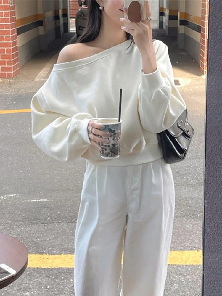 Loose Fit Shoulder Bared Hoodie Short Style Long Sleeve Women's Sweatshirt Spring 2025 Casual Comfortable Korean Style Top
Loose Fit Shoulder Bared Hoodie Short Style Long Sleeve Women's Sweatshirt Spring 2025 Casual Comfortable Korean Style Top