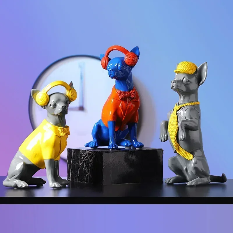 Cute Chihuahua sculpture animal small ornaments living room porch TV cabinet decoration animal dog earphone crafts
Cute Chihuahua sculpture animal small ornaments living room porch TV cabinet decoration animal dog earphone crafts