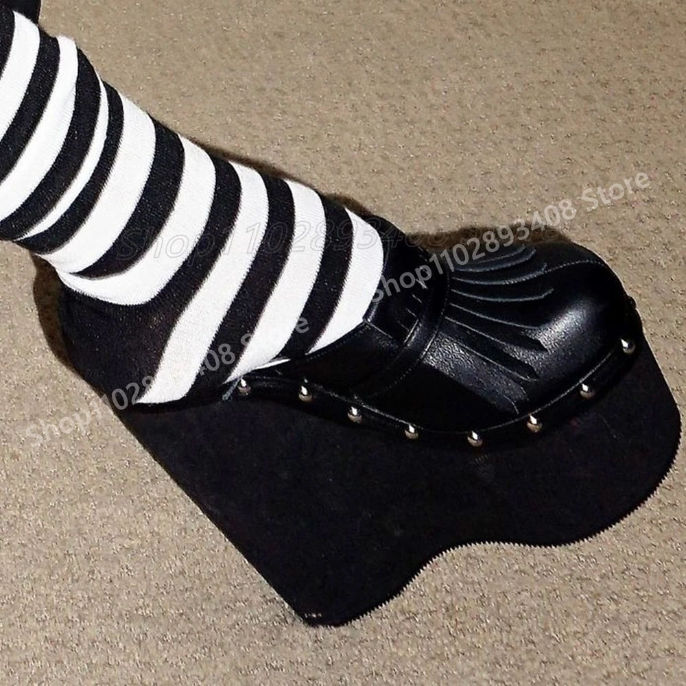 Black Wedges High Heel Front Fringe Decor Slippers Rivets Round Toe Matte Leather Sexy Women Shoes 2025 Summer Hot Para Mujere
Black Wedges High Heel Front Fringe Decor Slippers Rivets Round Toe Matte Leather Sexy Women Shoes 2025 Summer Hot Para Mujere