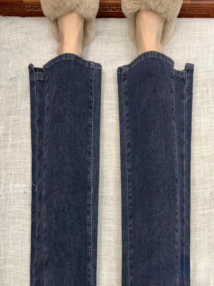 High Waist Bell Bot Slit Jeans Women plus Size Pear ape Body High Waist Straight Leg Nine Point Summer Blue Denim Pants
High Waist Bell Bot Slit Jeans Women plus Size Pear ape Body High Waist Straight Leg Nine Point Summer Blue Denim Pants