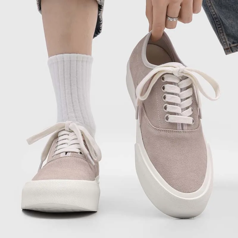 High End Thick Soled Frosted Men Board Shoes Simple Breathable Suitable for Daily Commuting Casual Wear for Both Men Women
High End Thick Soled Frosted Men Board Shoes Simple Breathable Suitable for Daily Commuting Casual Wear for Both Men Women