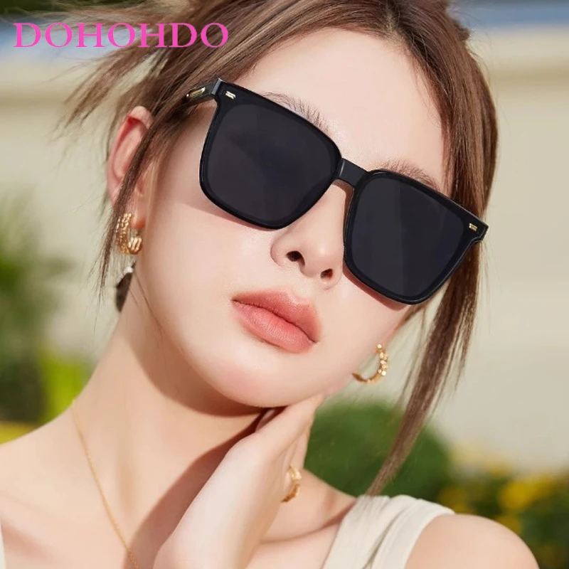 Unisex Trendy Square Rivets Sunglasses Big Frame Simple Design Car Driving Eyewear UV400 Protective Sun Glasses For Men Women
Unisex Trendy Square Rivets Sunglasses Big Frame Simple Design Car Driving Eyewear UV400 Protective Sun Glasses For Men Women