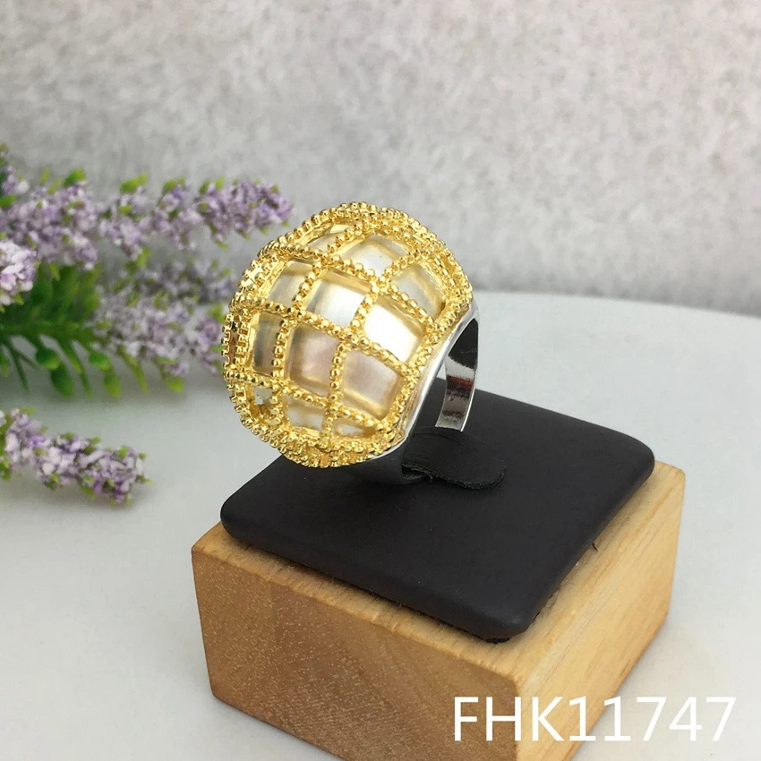 Yuminglai Cocktail Party Big Rings for Women Gold-Color Rings Large Rings Fashion Female Banquet Jewelry FHK11747
Yuminglai Cocktail Party Big Rings for Women Gold-Color Rings Large Rings Fashion Female Banquet Jewelry FHK11747