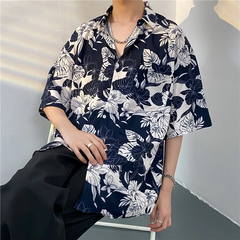 Hawaiian Blouse Shirt Men's Short Sleeve Loose Large Ice Silk Beach Shirt Vintage Coat Turn-down Collar Shirts Men Clothing
Hawaiian Blouse Shirt Men's Short Sleeve Loose Large Ice Silk Beach Shirt Vintage Coat Turn-down Collar Shirts Men Clothing