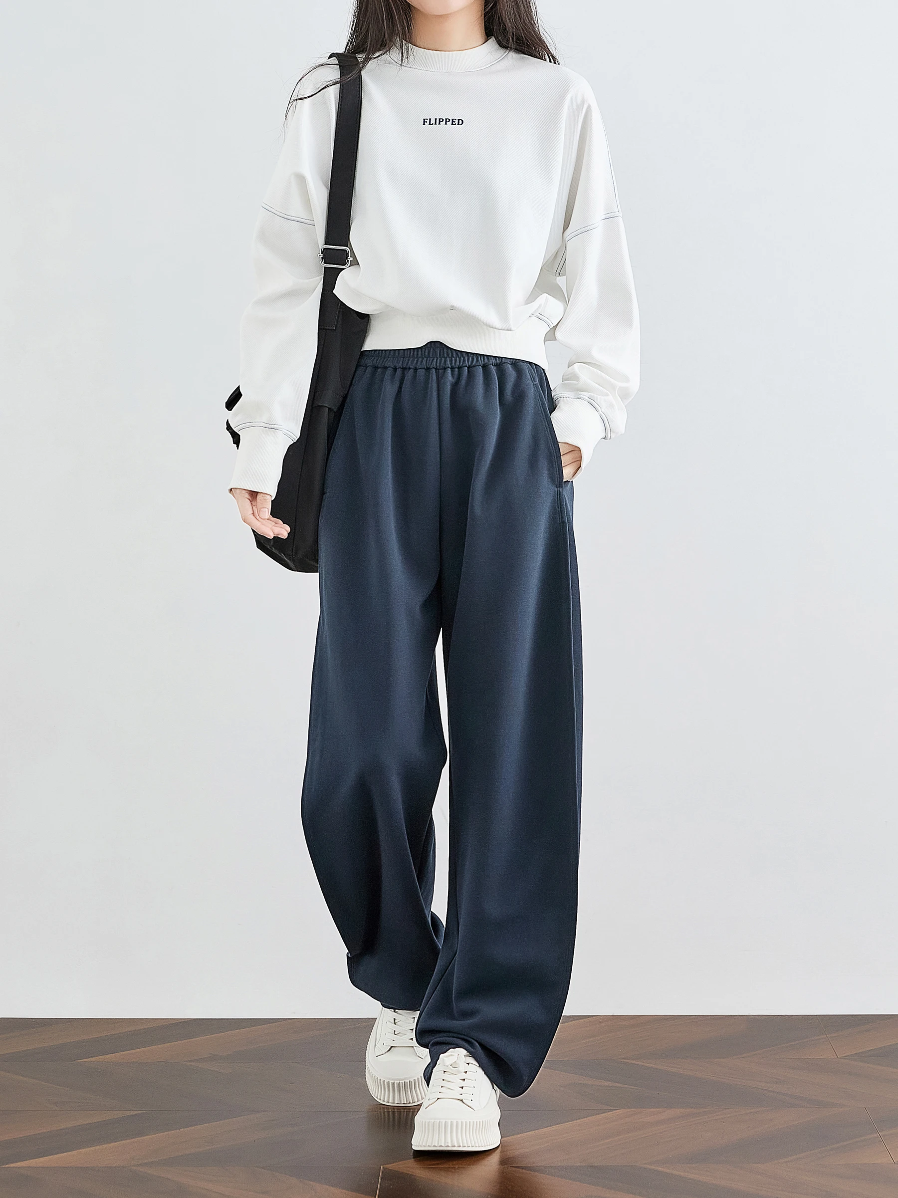 Spring Women's Wide Leg Pants Asymmetrical Hem Elastic Waist Casual Sports Loose Fit Trousers Drapey Knife Trousers
Spring Women's Wide Leg Pants Asymmetrical Hem Elastic Waist Casual Sports Loose Fit Trousers Drapey Knife Trousers