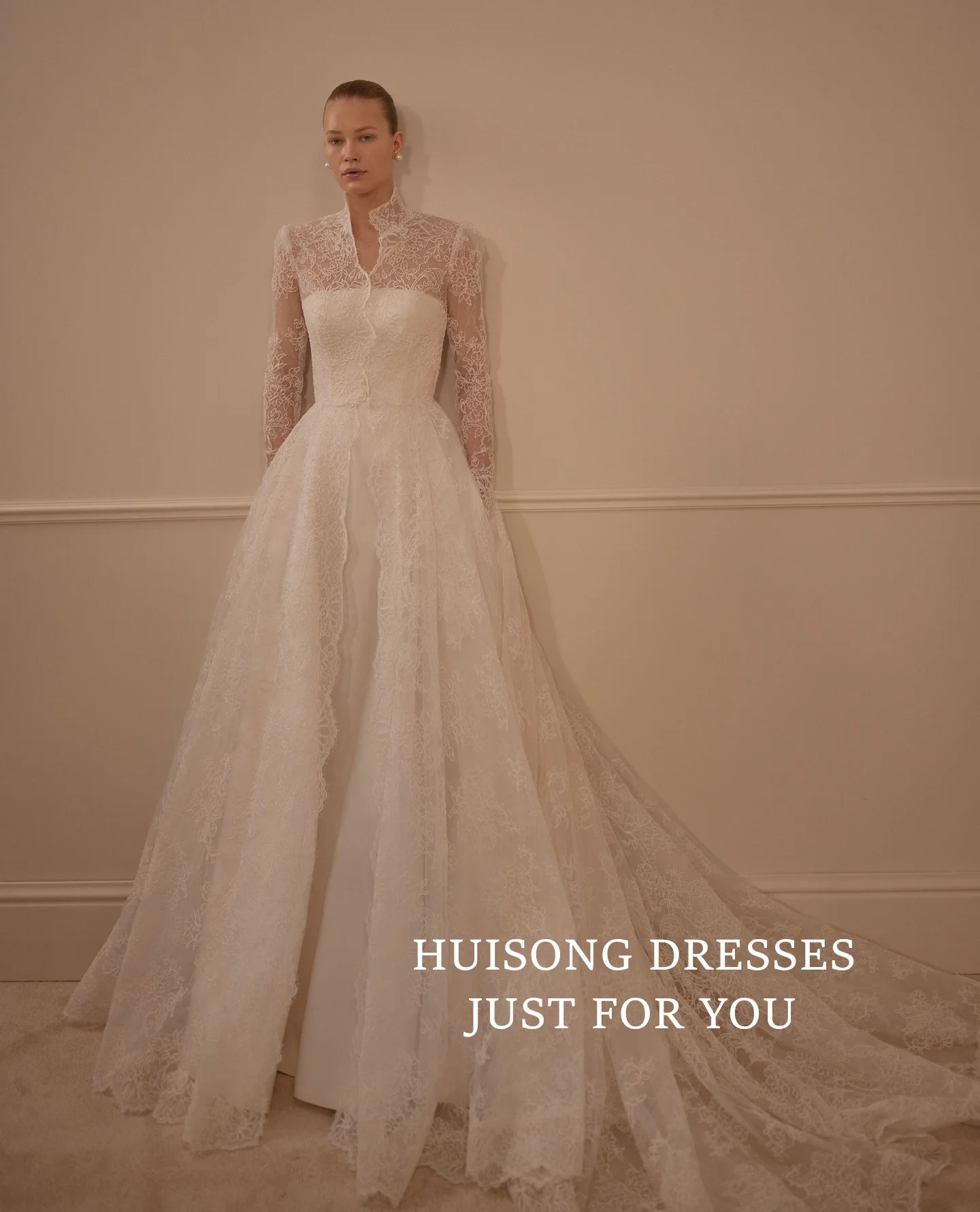 HUISONG Customized свадебное платьеModest Wedding Dresses Lace Appliques High-Neck Long Sleeves A-Line Beach Bridal Gown שמלת כל
HUISONG Customized свадебное платьеModest Wedding Dresses Lace Appliques High-Neck Long Sleeves A-Line Beach Bridal Gown שמלת כל