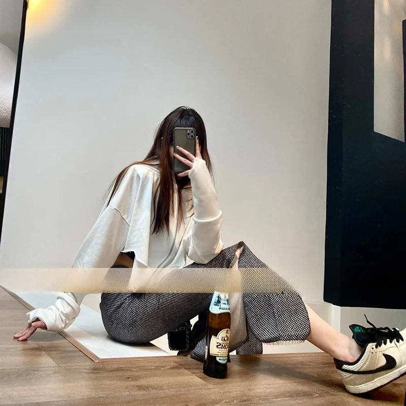 High Waist Wide Leg Pants Asymmetric Design Side Slit Flared Trousers Slimming Effect Fashionable Summer Women's Clothing
High Waist Wide Leg Pants Asymmetric Design Side Slit Flared Trousers Slimming Effect Fashionable Summer Women's Clothing
