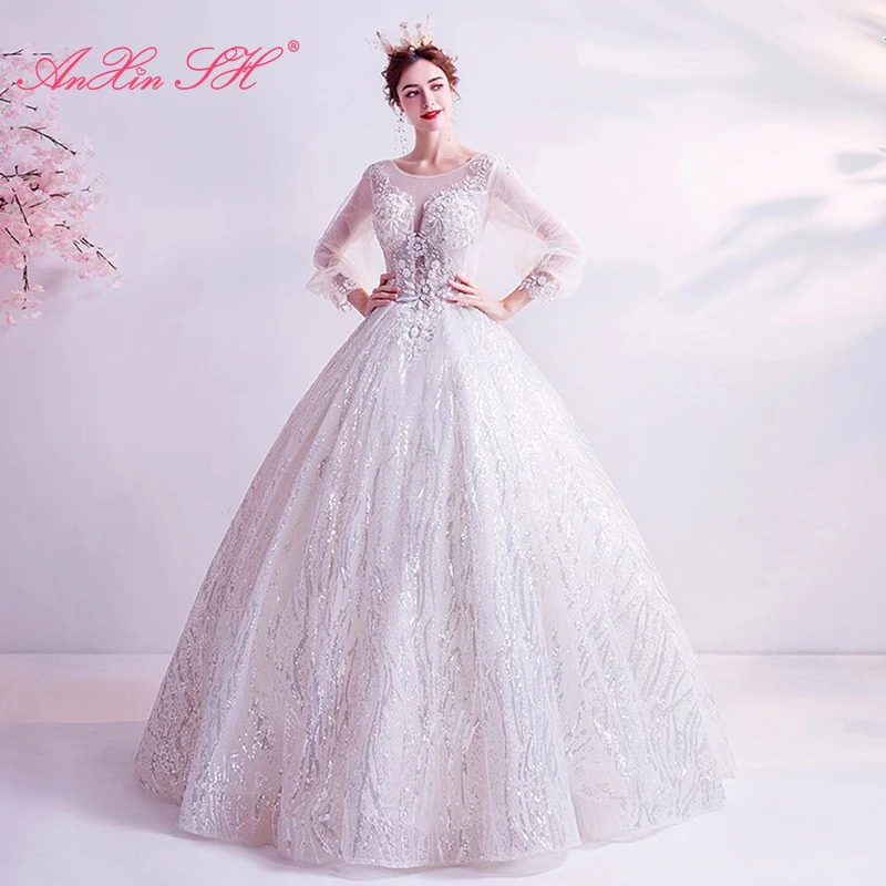 AnXin SH vintage Princess flower white lace illusion long sleeve luxury beading crystal o neck ruffles bride wedding dress 7626
AnXin SH vintage Princess flower white lace illusion long sleeve luxury beading crystal o neck ruffles bride wedding dress 7626